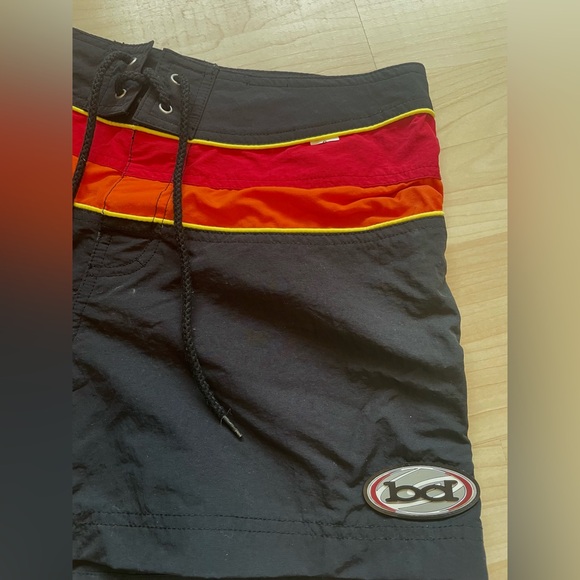 Y2K Sporty Board Dokter Board Shorts / Swim Shorts - Picture 3 of 6